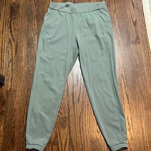 Janji Mercury Track Pant in Plateau